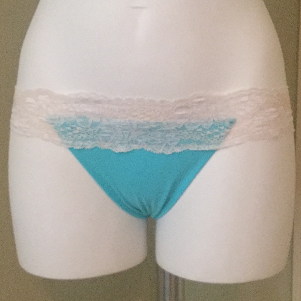 Like New Beach Bunny BOTTOMS ONLY - Picture 2 of 4